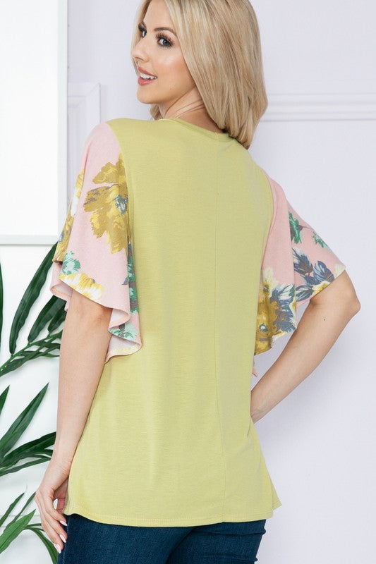 Plus Solid Floral Contrast Short Sleeve Top