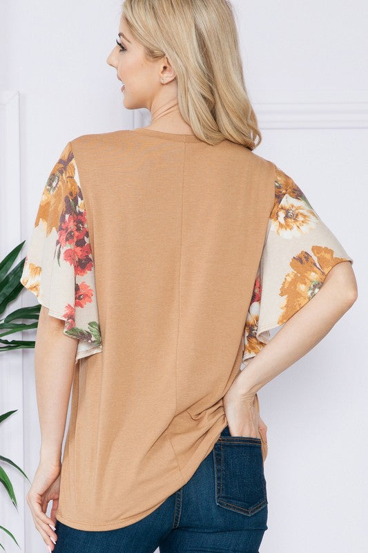 Plus Solid Floral Contrast Short Sleeve Top