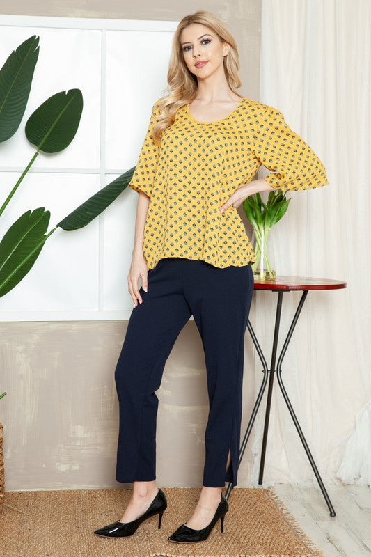 Plus Geometric Short Sleeve Top